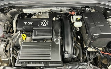 Volkswagen Tiguan II, 2018 год, 2 420 000 рублей, 20 фотография
