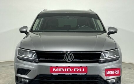 Volkswagen Tiguan II, 2018 год, 2 420 000 рублей, 6 фотография