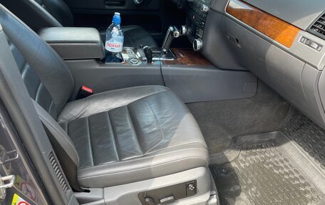 Volkswagen Touareg III, 2007 год, 1 450 000 рублей, 7 фотография
