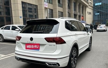 Volkswagen Tiguan II, 2022 год, 2 450 000 рублей, 7 фотография
