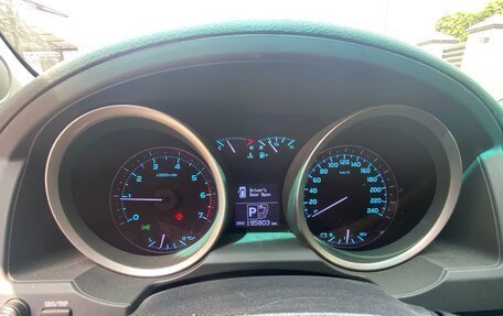 Toyota Land Cruiser 200, 2011 год, 3 650 000 рублей, 8 фотография