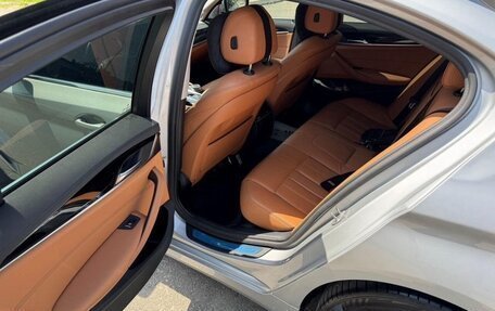 BMW 5 серия, 2019 год, 2 670 000 рублей, 7 фотография