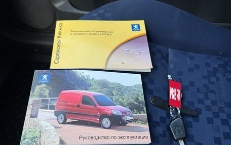 Peugeot Partner II рестайлинг 2, 2006 год, 850 000 рублей, 15 фотография