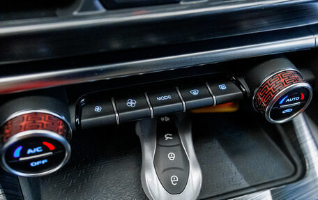 Geely Tugella FY11, 2022 год, 3 439 700 рублей, 24 фотография