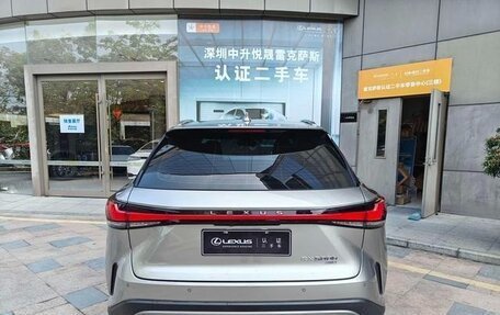 Lexus RX IV рестайлинг, 2023 год, 6 183 663 рублей, 6 фотография