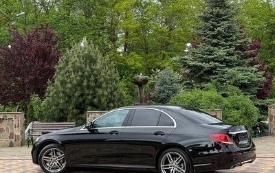 Mercedes-Benz E-Класс, 2019 год, 2 800 000 рублей, 1 фотография