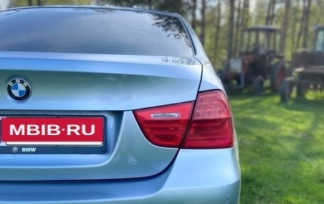 BMW 3 серия, 2010 год, 950 000 рублей, 2 фотография