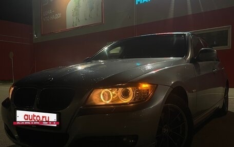 BMW 3 серия, 2010 год, 950 000 рублей, 17 фотография