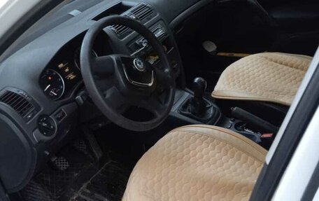 Skoda Octavia, 2011 год, 700 000 рублей, 6 фотография