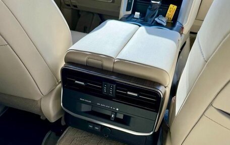 Toyota Land Cruiser, 2025 год, 9 520 000 рублей, 13 фотография