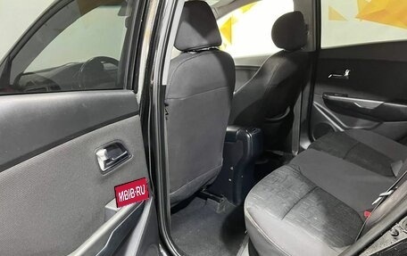 KIA Rio III рестайлинг, 2013 год, 790 000 рублей, 24 фотография