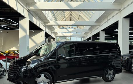 Mercedes-Benz V-Класс, 2025 год, 14 490 000 рублей, 3 фотография