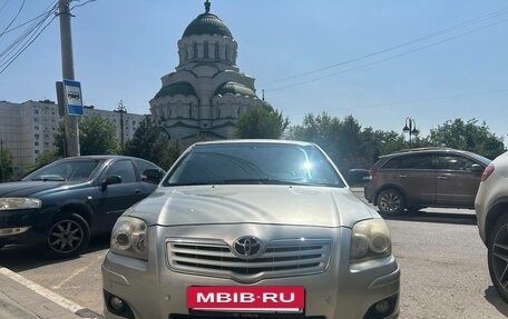 Toyota Avensis III рестайлинг, 2007 год, 750 000 рублей, 2 фотография