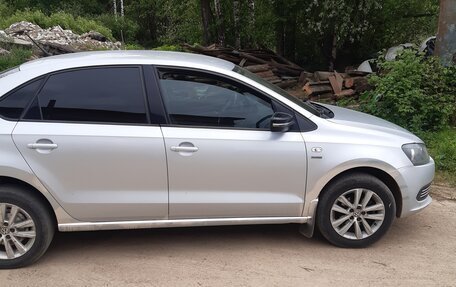 Volkswagen Polo VI (EU Market), 2013 год, 440 000 рублей, 2 фотография