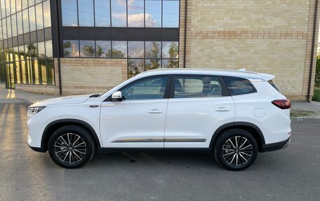 Chery Tiggo 8 Pro, 2022 год, 2 100 000 рублей, 2 фотография