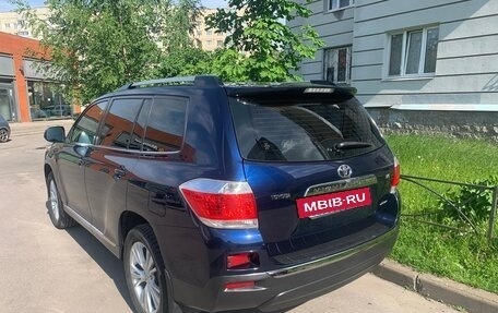 Toyota Highlander III, 2013 год, 2 450 000 рублей, 15 фотография