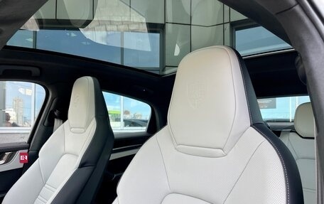 Porsche Cayenne III, 2024 год, 26 500 000 рублей, 17 фотография