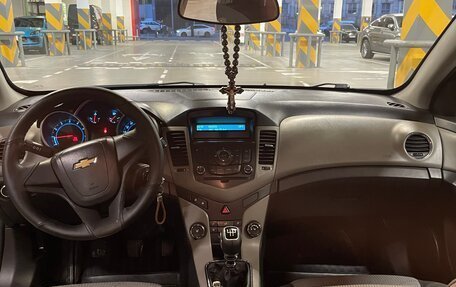 Chevrolet Cruze II, 2011 год, 810 000 рублей, 12 фотография