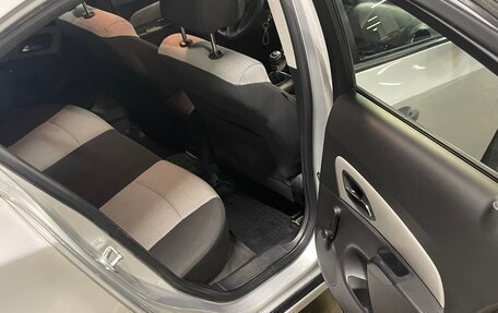 Chevrolet Cruze II, 2011 год, 810 000 рублей, 15 фотография