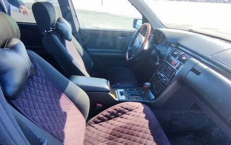 Mercedes-Benz E-Класс, 1998 год, 465 000 рублей, 19 фотография