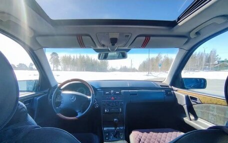 Mercedes-Benz E-Класс, 1998 год, 465 000 рублей, 21 фотография