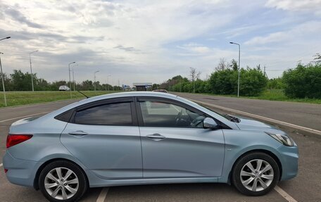 Hyundai Solaris II рестайлинг, 2011 год, 899 000 рублей, 3 фотография
