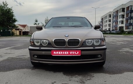 BMW 5 серия, 2001 год, 930 000 рублей, 1 фотография