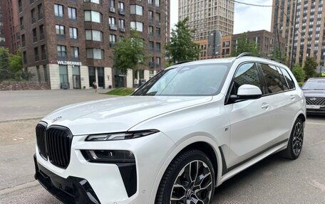 BMW X7, 2022 год, 10 600 000 рублей, 2 фотография