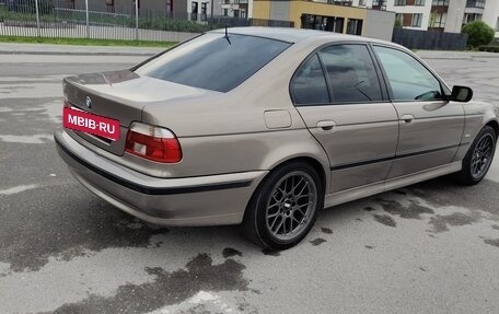 BMW 5 серия, 2001 год, 930 000 рублей, 4 фотография