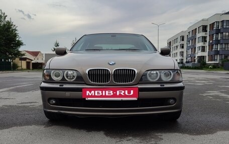 BMW 5 серия, 2001 год, 930 000 рублей, 17 фотография
