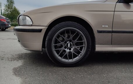 BMW 5 серия, 2001 год, 930 000 рублей, 26 фотография
