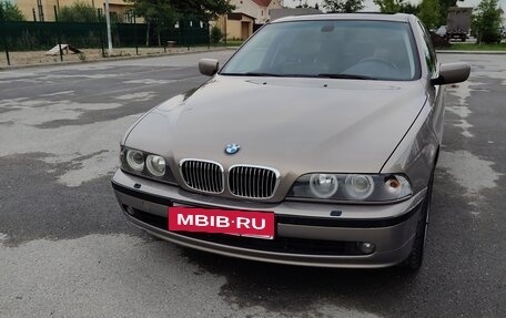 BMW 5 серия, 2001 год, 930 000 рублей, 31 фотография