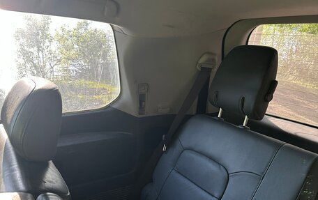 Toyota Land Cruiser 200, 2008 год, 2 600 000 рублей, 9 фотография