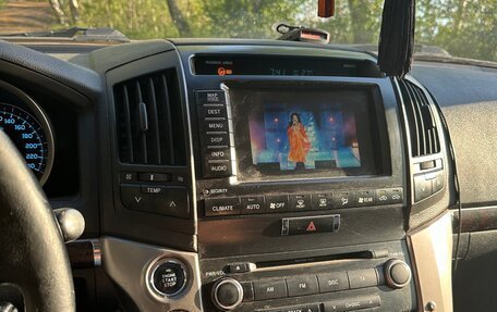 Toyota Land Cruiser 200, 2008 год, 2 600 000 рублей, 5 фотография