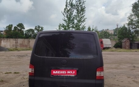 Volkswagen Transporter T5 рестайлинг, 2010 год, 1 000 000 рублей, 3 фотография