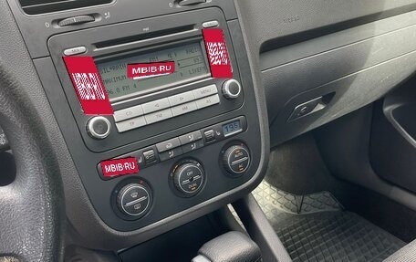 Volkswagen Golf V, 2008 год, 690 000 рублей, 8 фотография