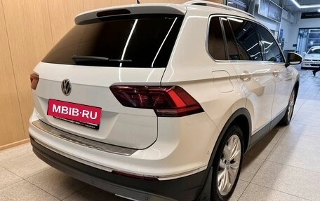 Volkswagen Tiguan II, 2017 год, 2 849 000 рублей, 5 фотография