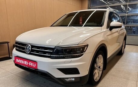 Volkswagen Tiguan II, 2017 год, 2 849 000 рублей, 4 фотография