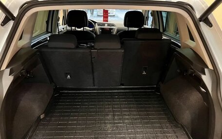 Volkswagen Tiguan II, 2017 год, 2 849 000 рублей, 28 фотография