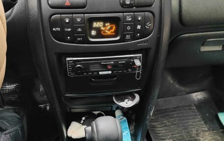 Mitsubishi Carisma I, 1997 год, 360 000 рублей, 4 фотография