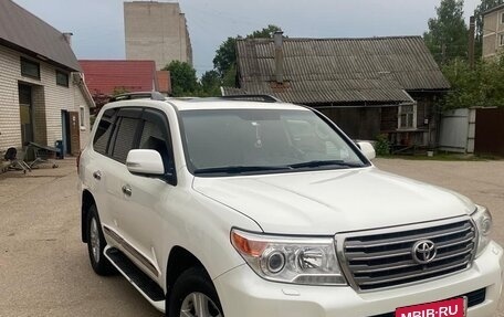 Toyota Land Cruiser 200, 2013 год, 4 500 000 рублей, 2 фотография
