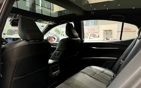 Toyota Camry, 2024 год, 4 500 000 рублей, 8 фотография