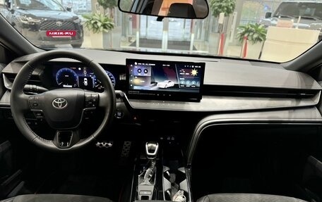 Toyota Camry, 2024 год, 4 500 000 рублей, 9 фотография