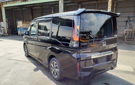 Honda Stepwgn IV, 2019 год, 2 550 000 рублей, 14 фотография