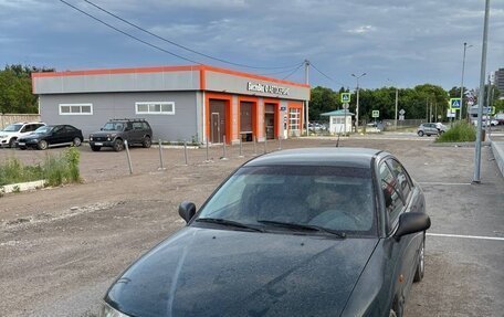 Mitsubishi Carisma I, 1999 год, 100 000 рублей, 1 фотография