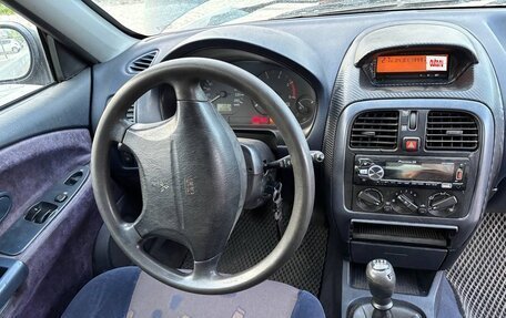 Mitsubishi Carisma I, 1999 год, 100 000 рублей, 6 фотография