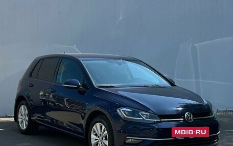 Volkswagen Golf VII, 2018 год, 2 050 000 рублей, 3 фотография