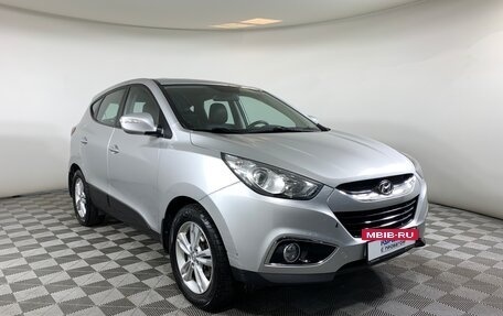 Hyundai ix35 I рестайлинг, 2012 год, 899 000 рублей, 3 фотография