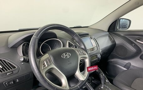 Hyundai ix35 I рестайлинг, 2012 год, 899 000 рублей, 11 фотография