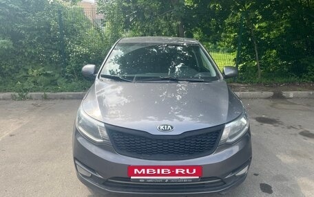 KIA Rio III рестайлинг, 2015 год, 990 000 рублей, 3 фотография